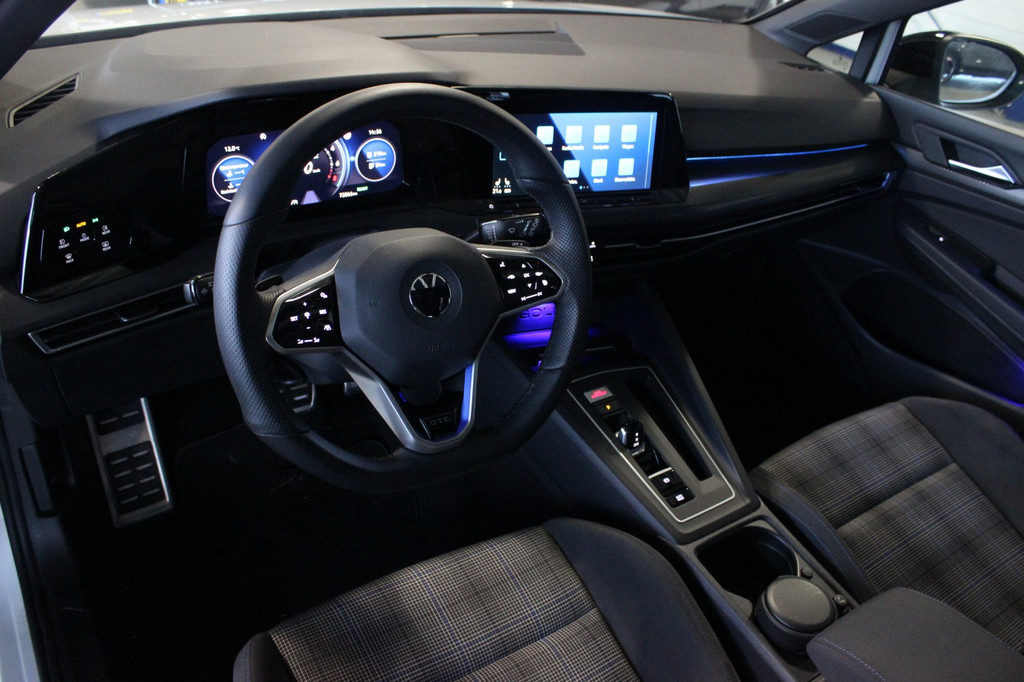 Volkswagen Golf GTE (GJL29Z) met abonnement