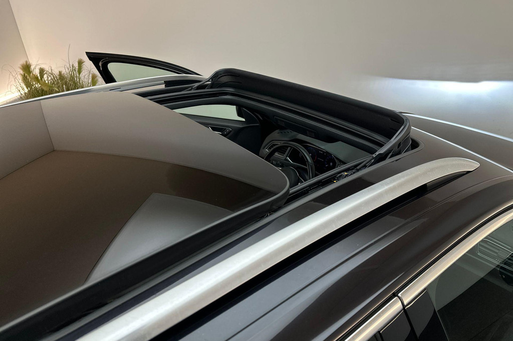 Volkswagen T-Roc (K267KD) met abonnement