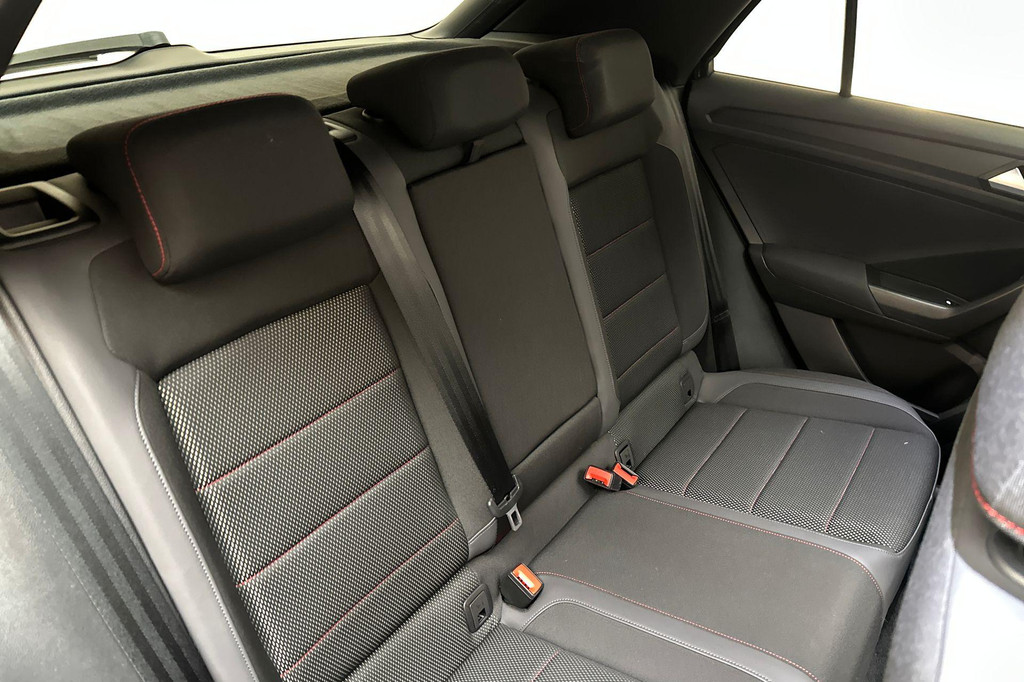 Volkswagen T-Roc (K267KD) met abonnement