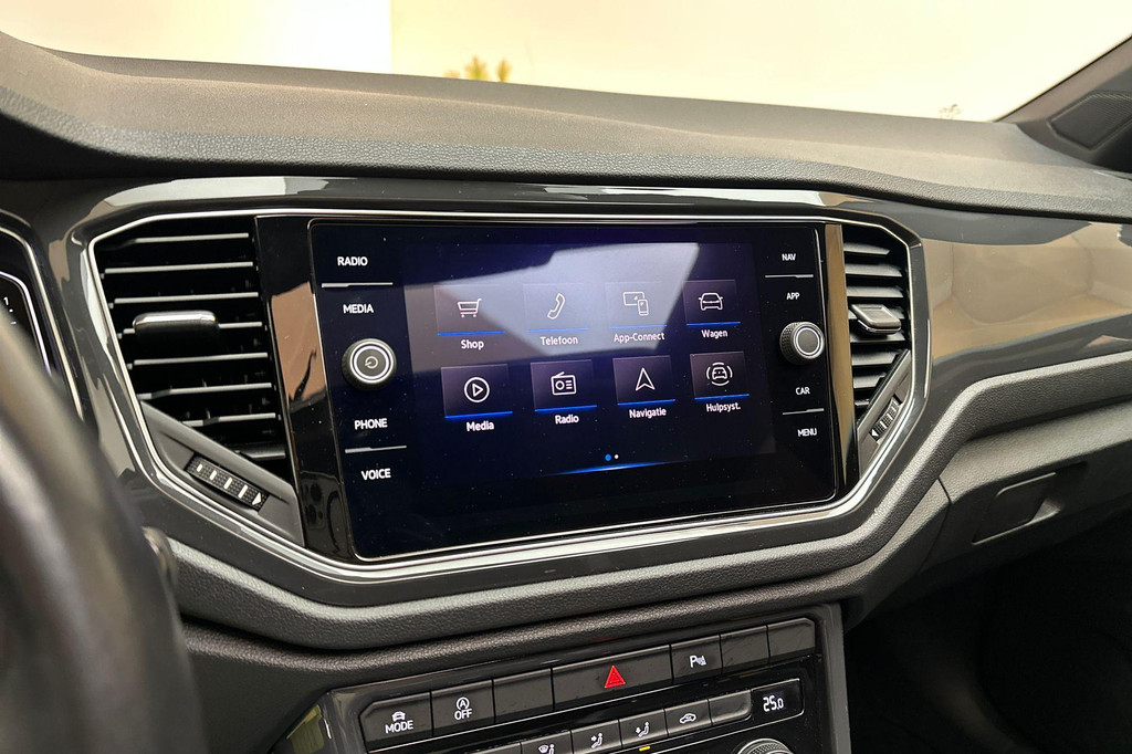 Volkswagen T-Roc (K267KD) met abonnement