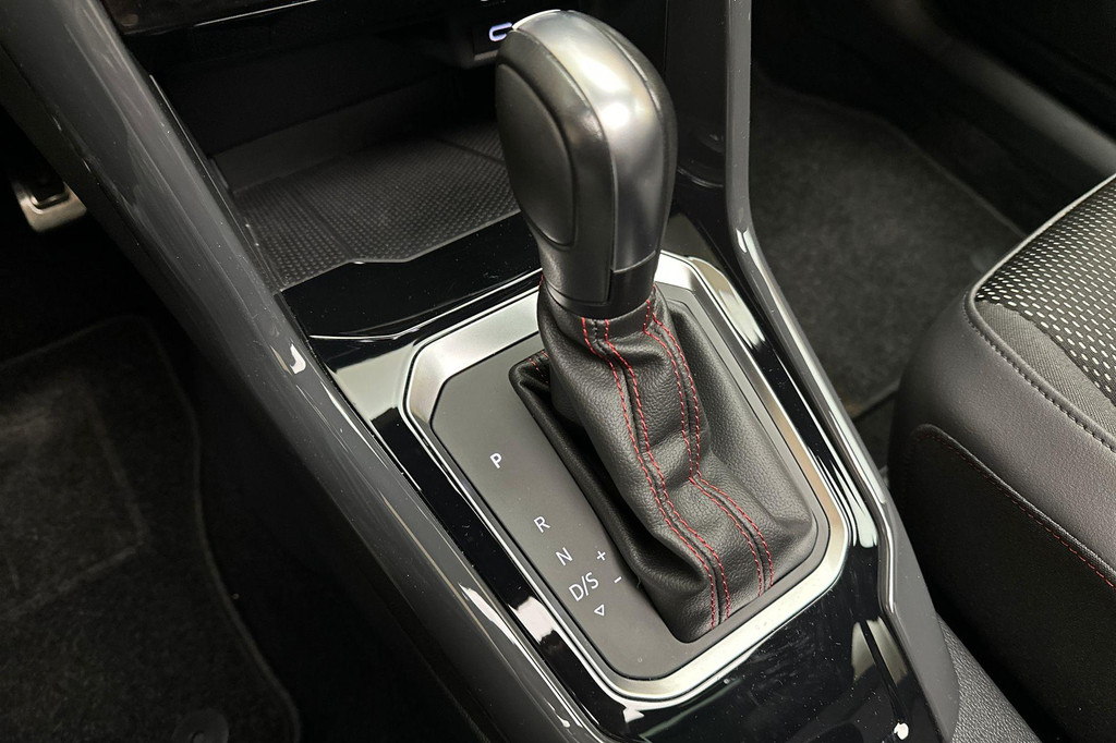 Volkswagen T-Roc (K267KD) met abonnement