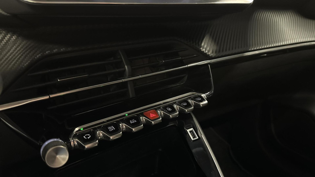 Peugeot e-208 (K619HF) met abonnement