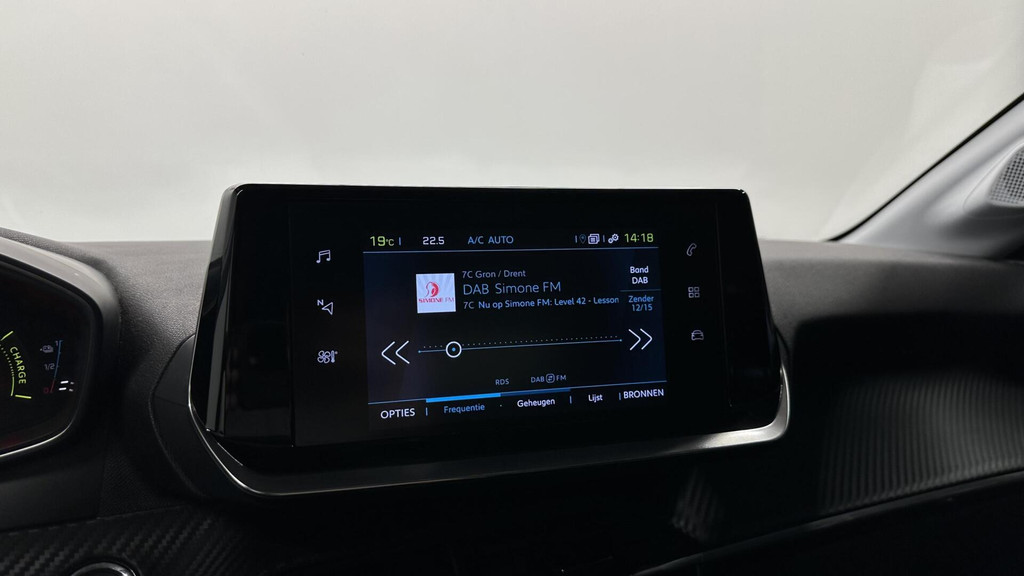 Peugeot e-208 (K619HF) met abonnement