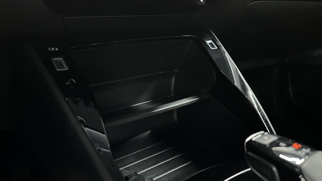 Peugeot e-208 (K619HF) met abonnement