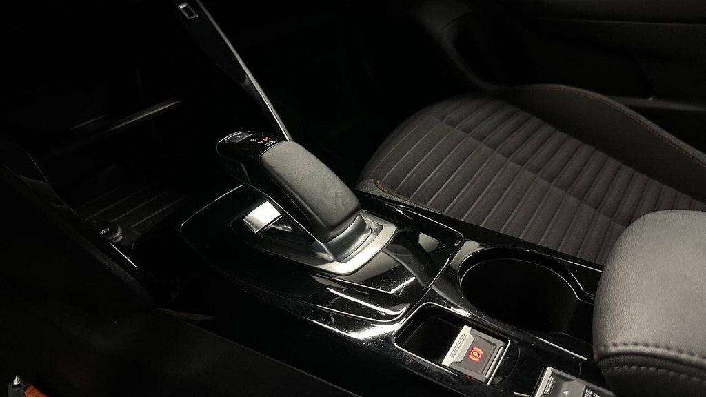 Peugeot e-208 (K619HF) met abonnement