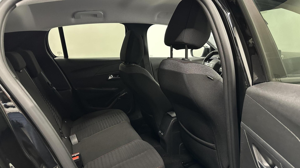 Peugeot e-208 (K619HF) met abonnement