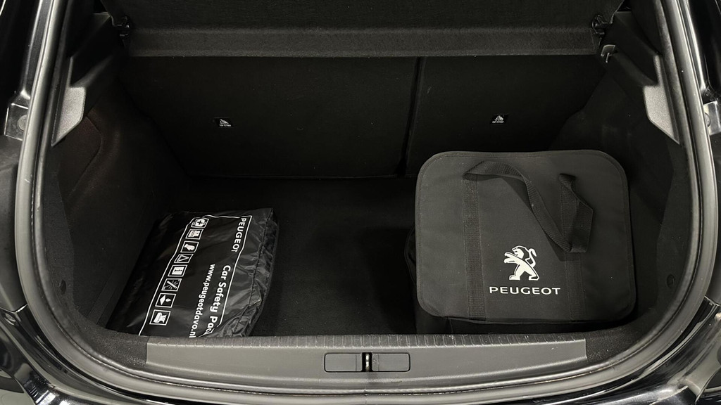 Peugeot e-208 (K619HF) met abonnement