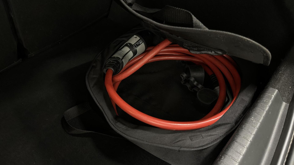 Peugeot e-208 (K619HF) met abonnement