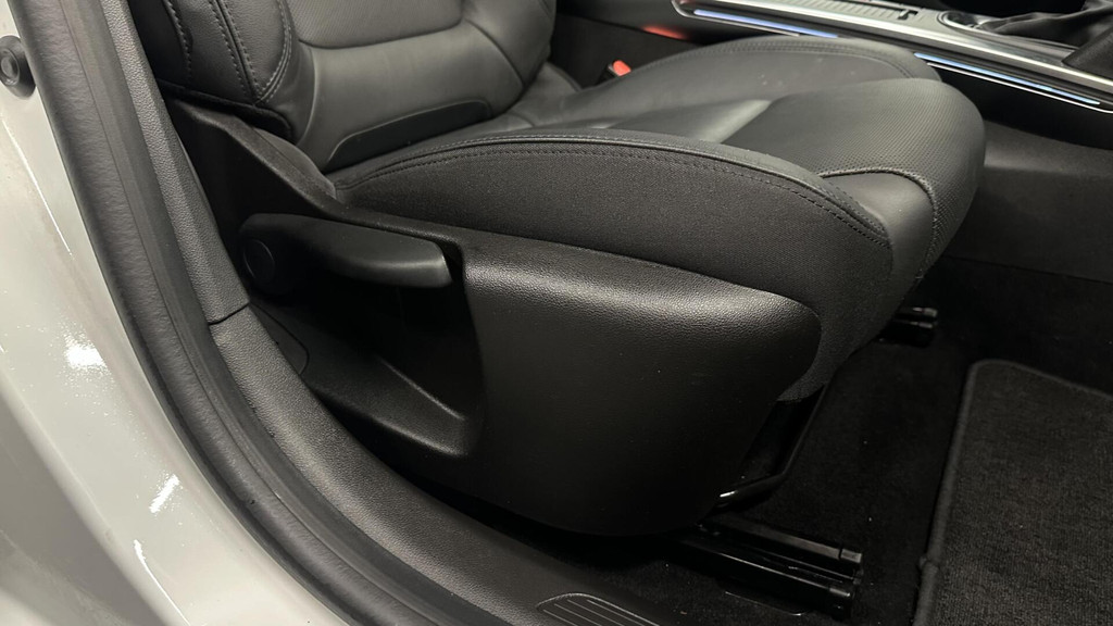 Renault Mégane (S597JK) met abonnement