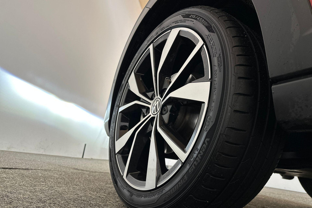 Volkswagen Taigo (R178GV) met abonnement