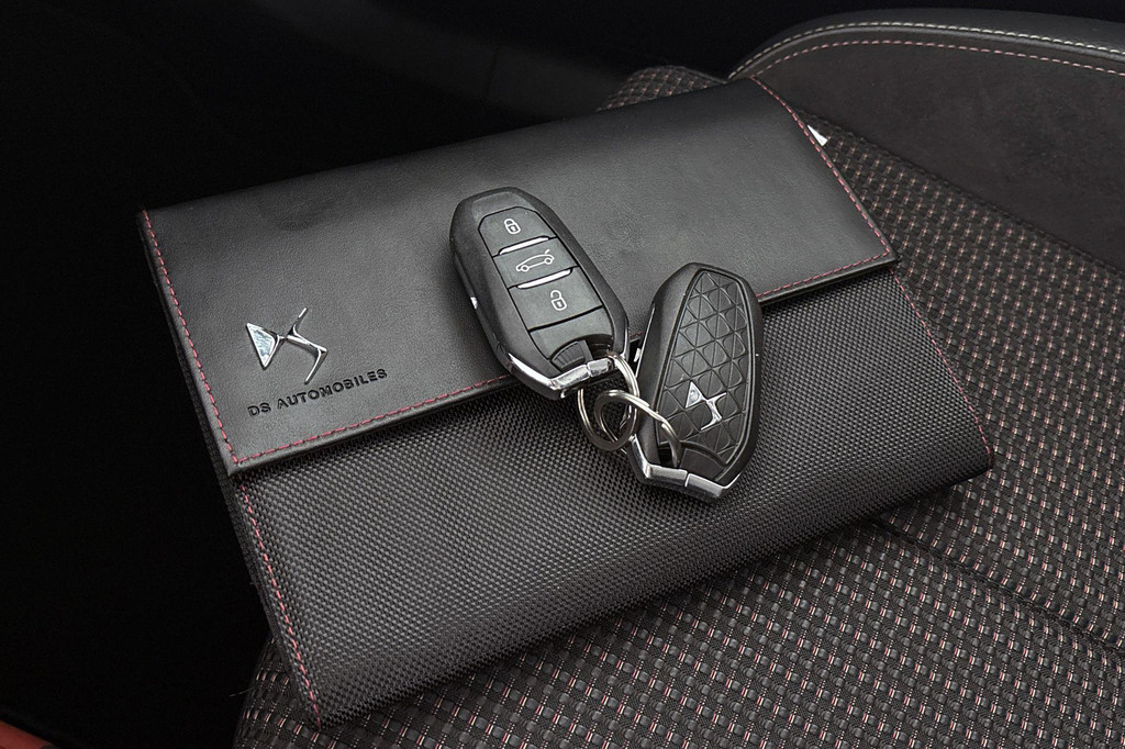 DS DS 3 (S679ZV) met abonnement