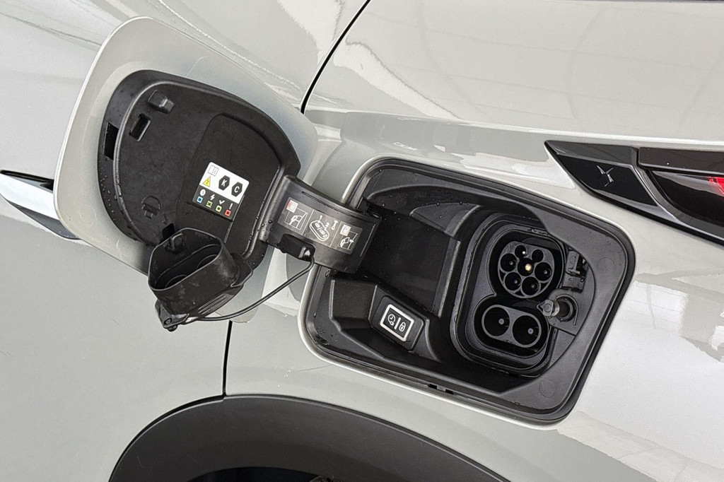 DS DS 3 (S679ZV) met abonnement