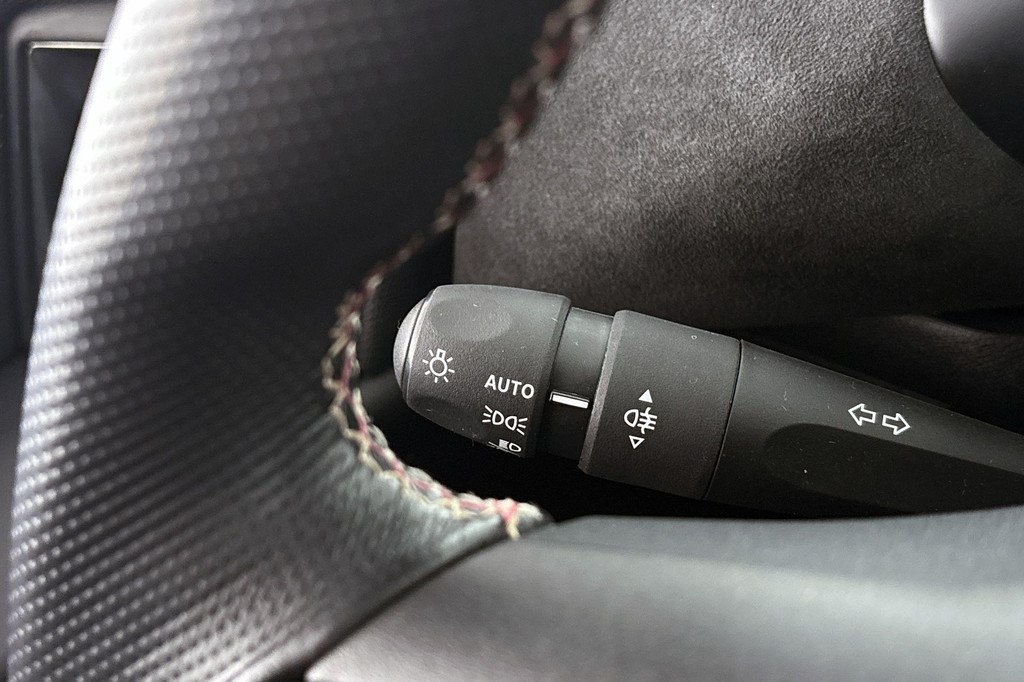 DS DS 3 (S679ZV) met abonnement