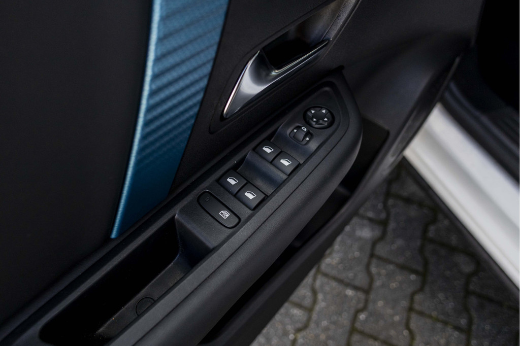 Citroën Ë-C4 (R055JB) met abonnement