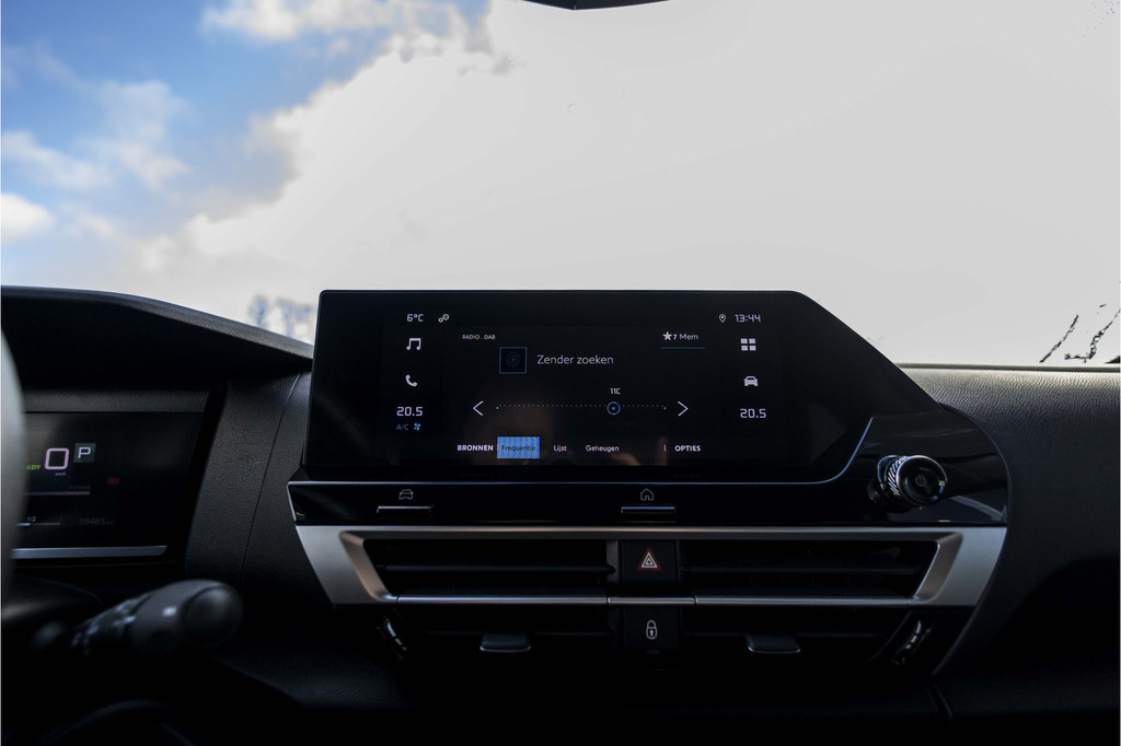 Citroën Ë-C4 (R055JB) met abonnement