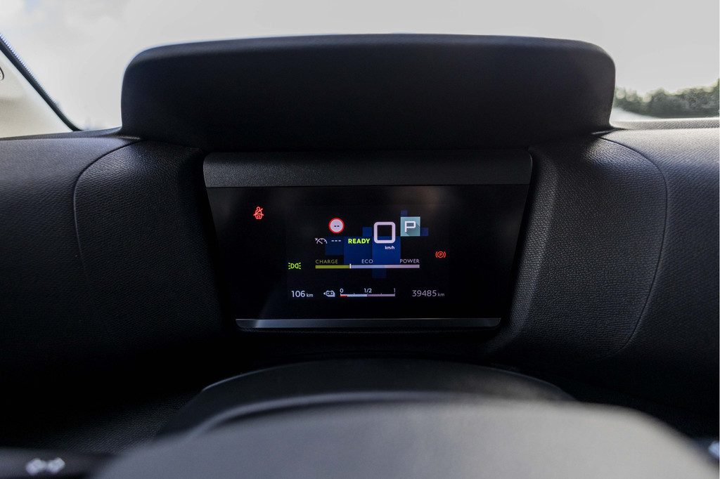 Citroën Ë-C4 (R055JB) met abonnement