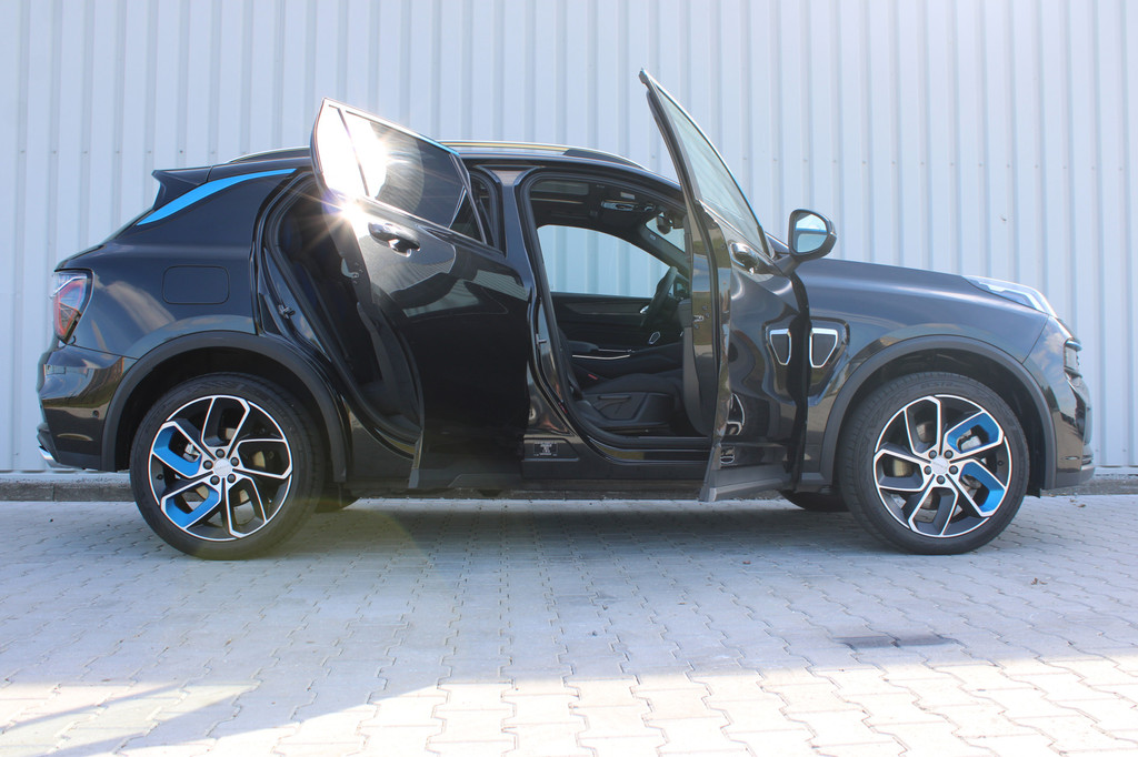 Lynk & Co 01 (Z603DK) met abonnement