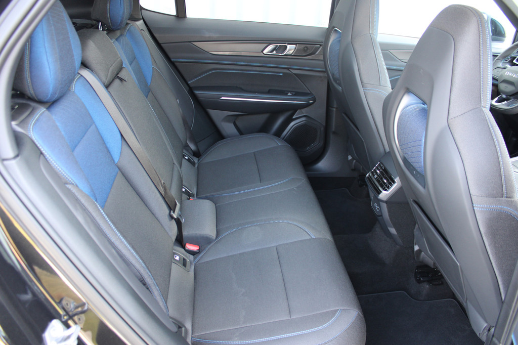 Lynk & Co 01 (Z603DK) met abonnement