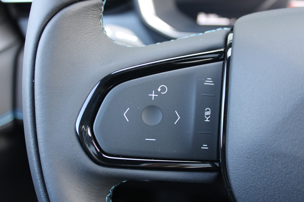 Lynk & Co 01 (Z603DK) met abonnement