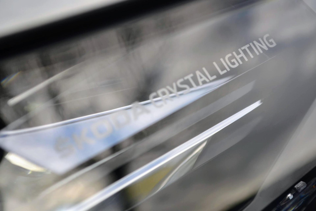 ŠKODA ENYAQ iV (L248NP) met abonnement