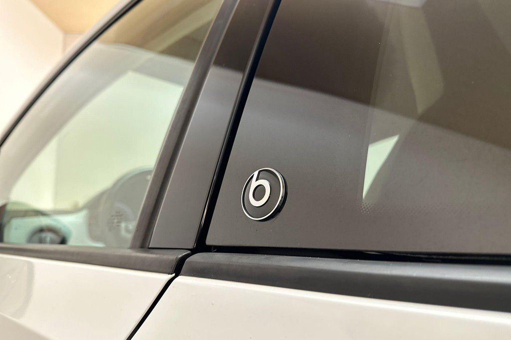 Volkswagen up! (J165BL) met abonnement