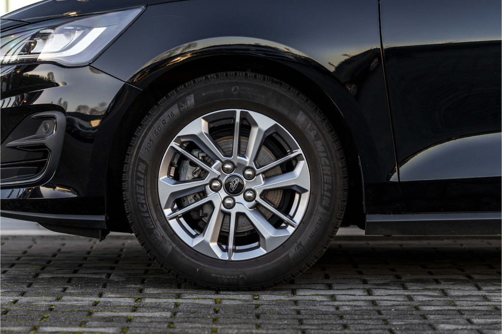 Ford Focus (S957BS) met abonnement