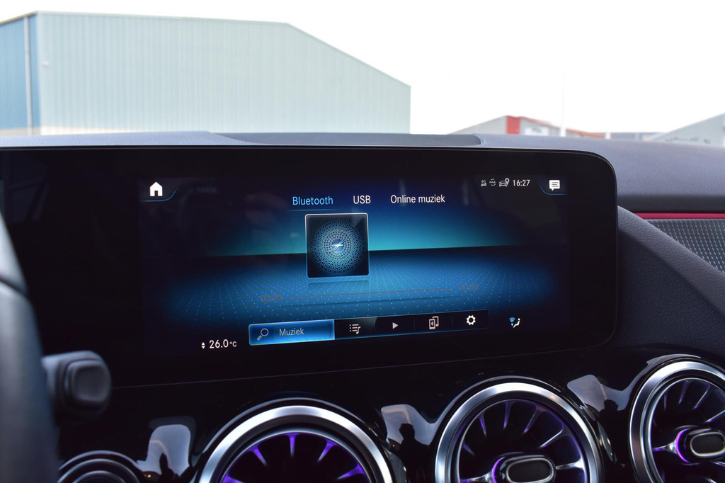 Mercedes-Benz EQA (N636RF) met abonnement