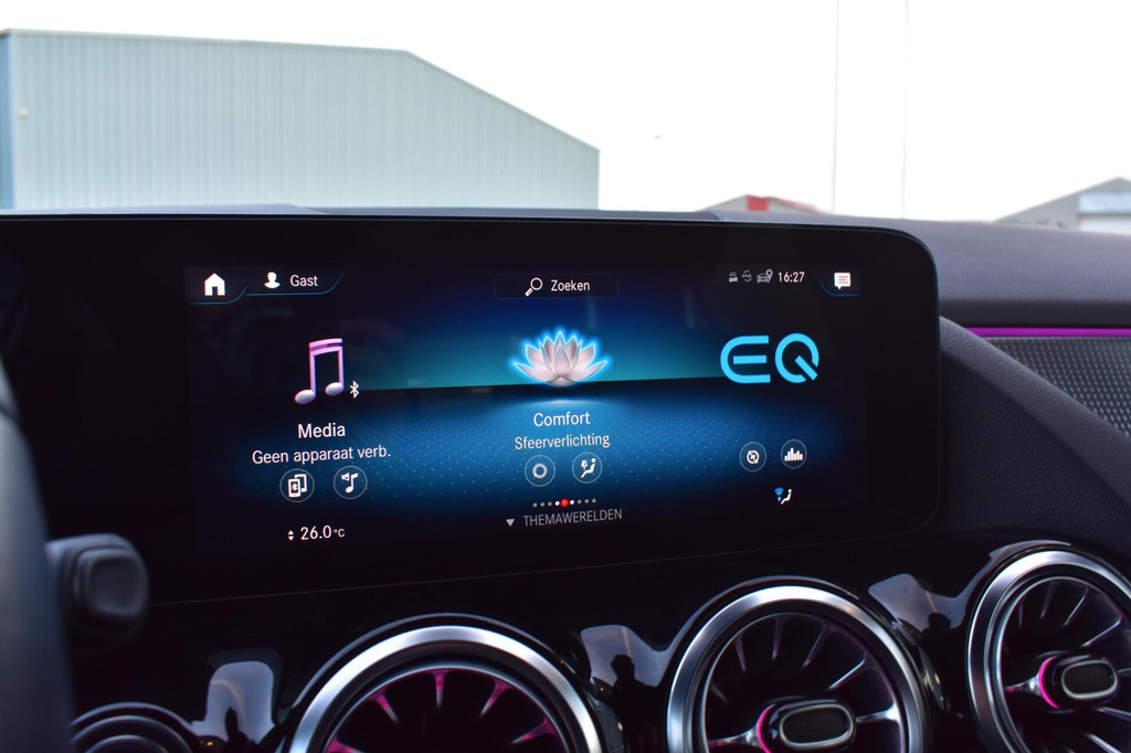 Mercedes-Benz EQA (N636RF) met abonnement