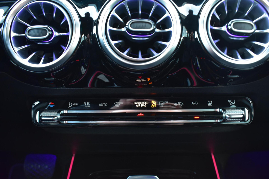 Mercedes-Benz EQA (N636RF) met abonnement