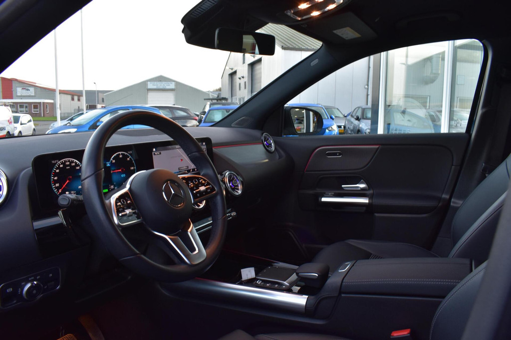 Mercedes-Benz EQA (N636RF) met abonnement