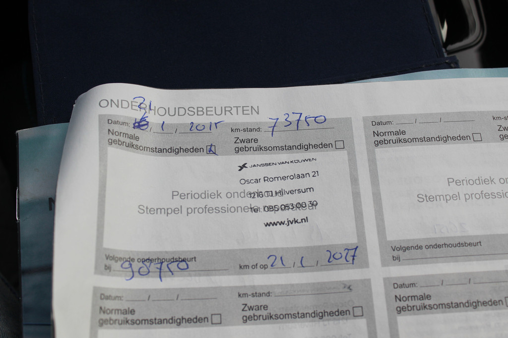 Peugeot e-2008 (N900KK) met abonnement