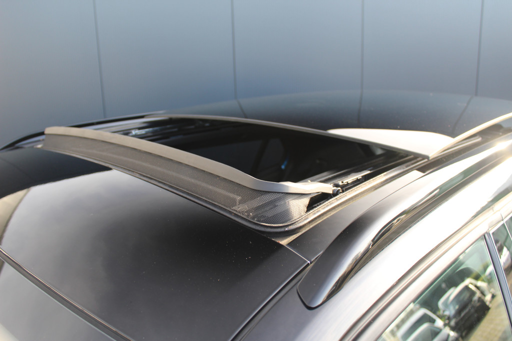 Peugeot e-2008 (N900KK) met abonnement