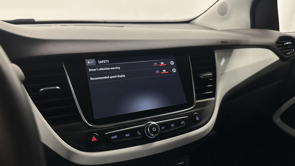Opel Crossland X (J776XF) met abonnement