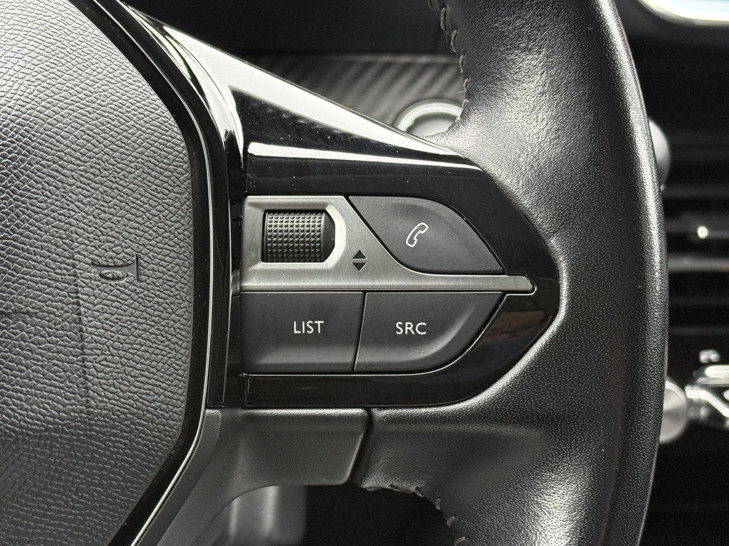 Peugeot 2008 (J362SP) met abonnement