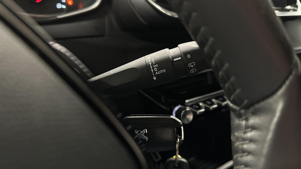 Peugeot 2008 (N859XP) met abonnement