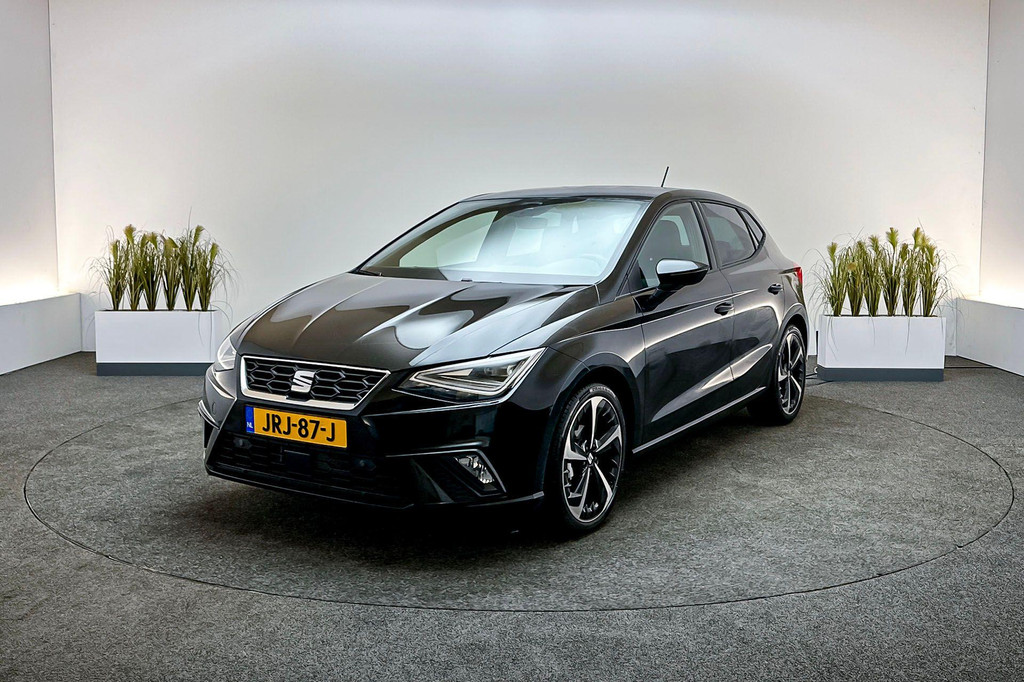 Seat Ibiza (JRJ87J) met abonnement