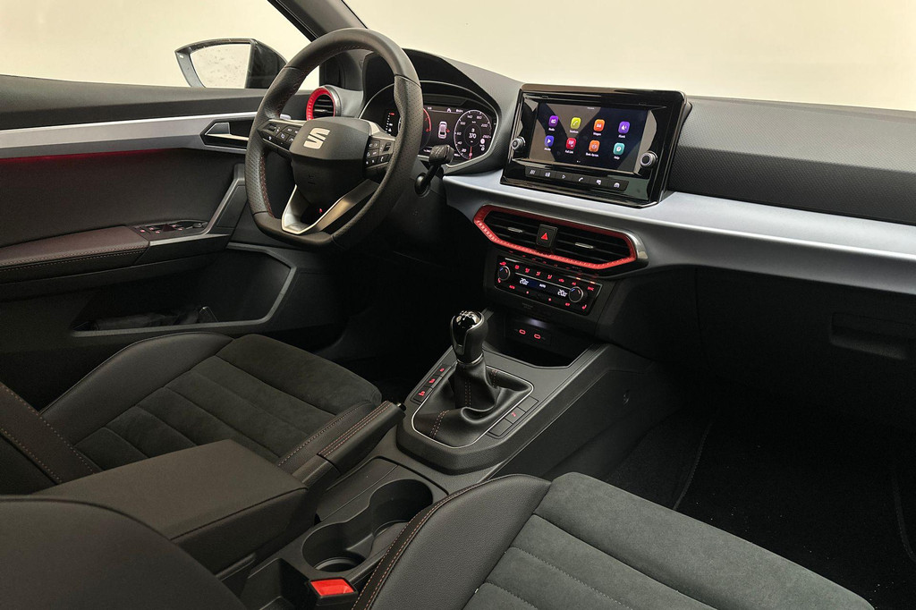 Seat Ibiza (JRJ87J) met abonnement