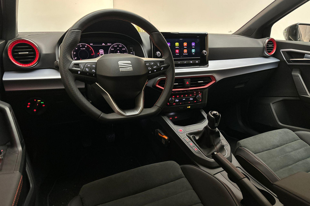 Seat Ibiza (JRJ87J) met abonnement