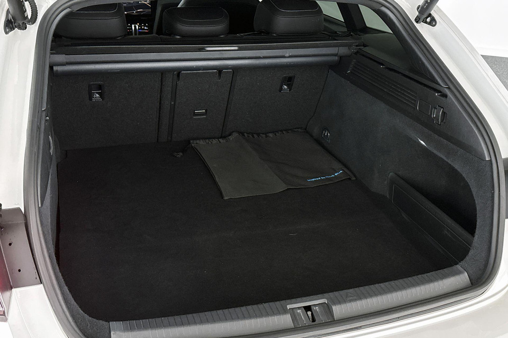 Volkswagen Arteon Shooting Brake (JTX67P) met abonnement