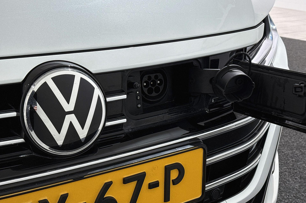 Volkswagen Arteon Shooting Brake (JTX67P) met abonnement