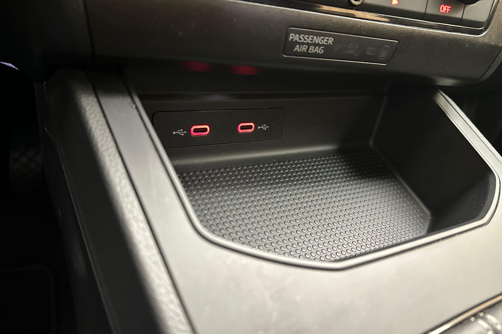 Seat Ibiza (JTK04T) met abonnement