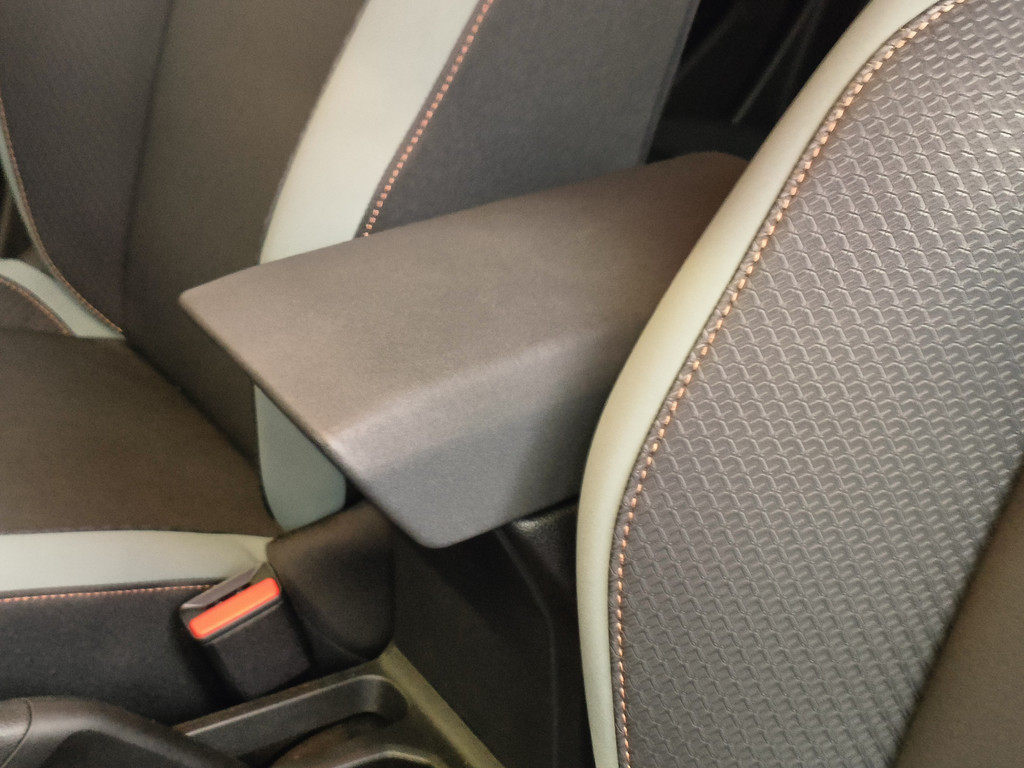 Dacia Duster (JLG90K) met abonnement