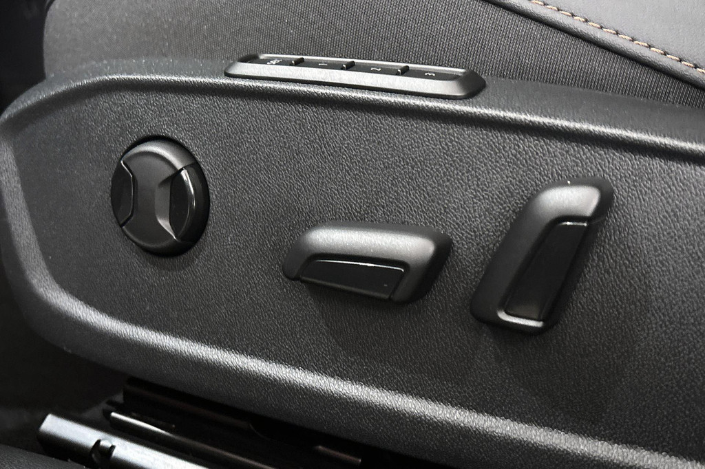 CUPRA Leon (JTX87P) met abonnement