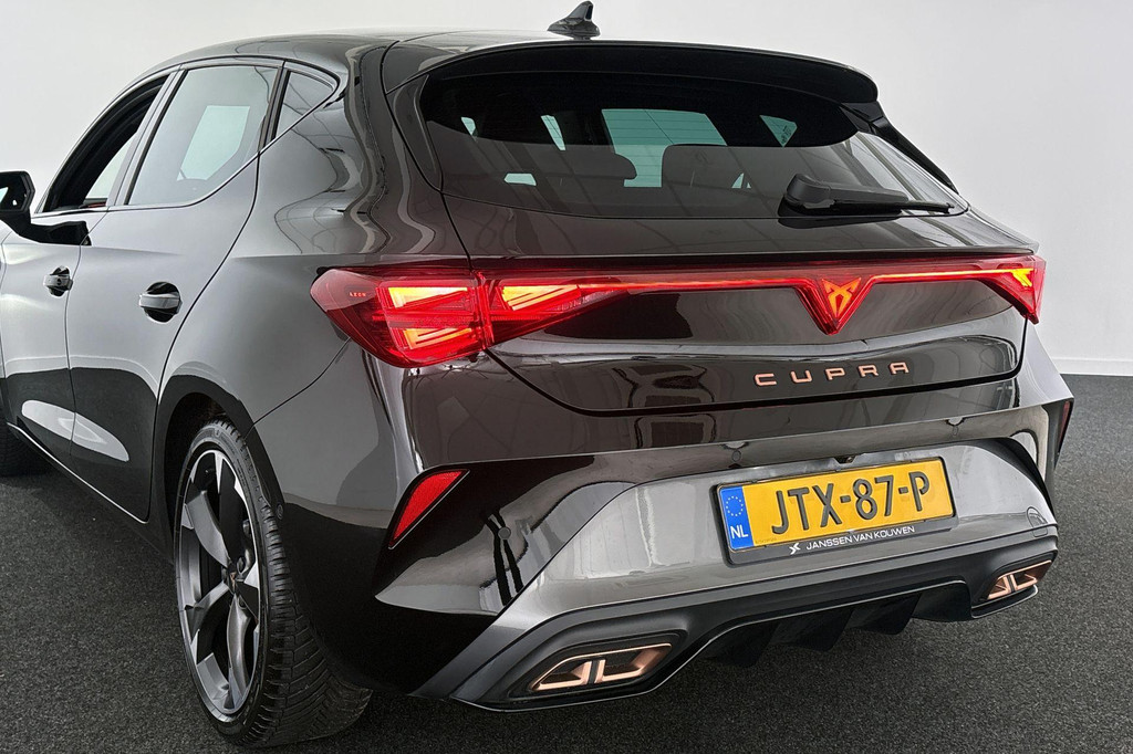 CUPRA Leon (JTX87P) met abonnement