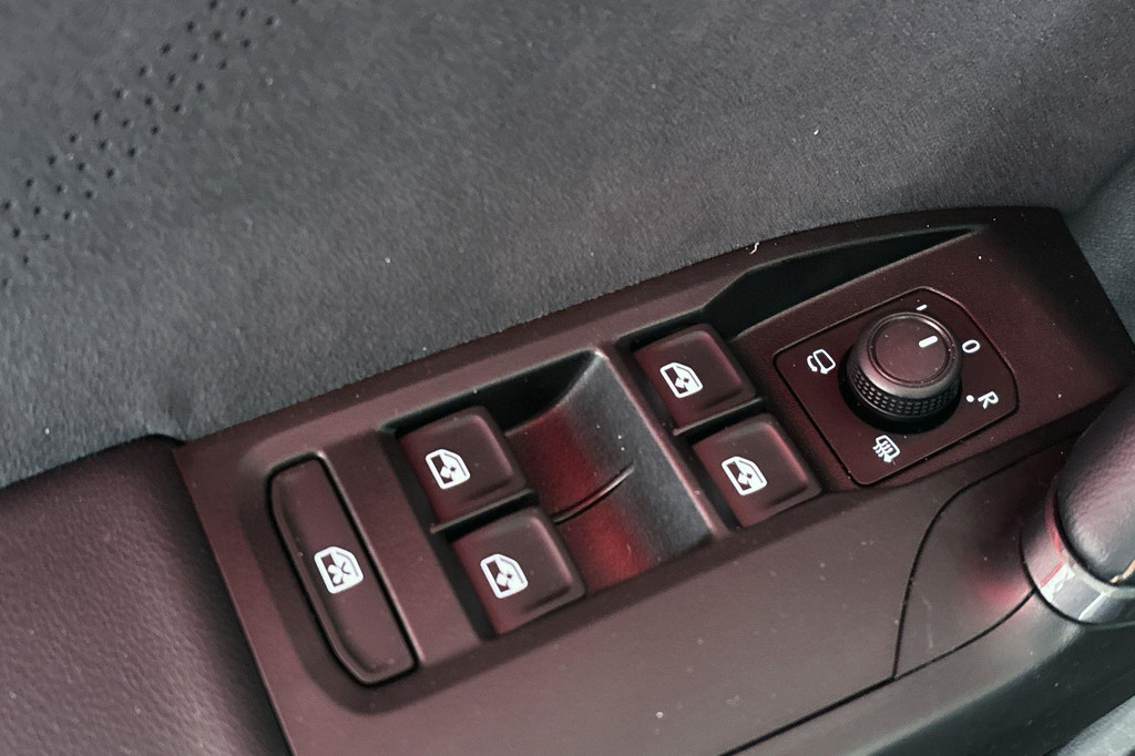 CUPRA Leon (JTX87P) met abonnement