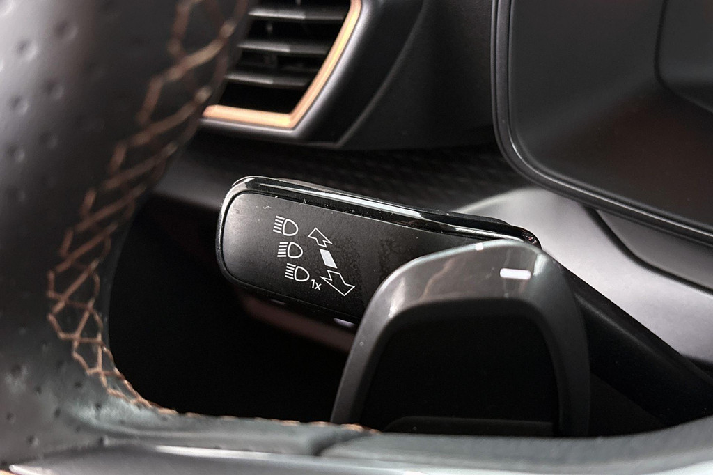 CUPRA Leon (JTX87P) met abonnement