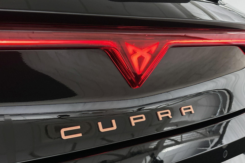 CUPRA Leon (JTX87P) met abonnement