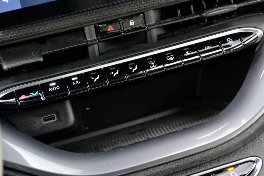 Fiat 500C (N893XD) met abonnement