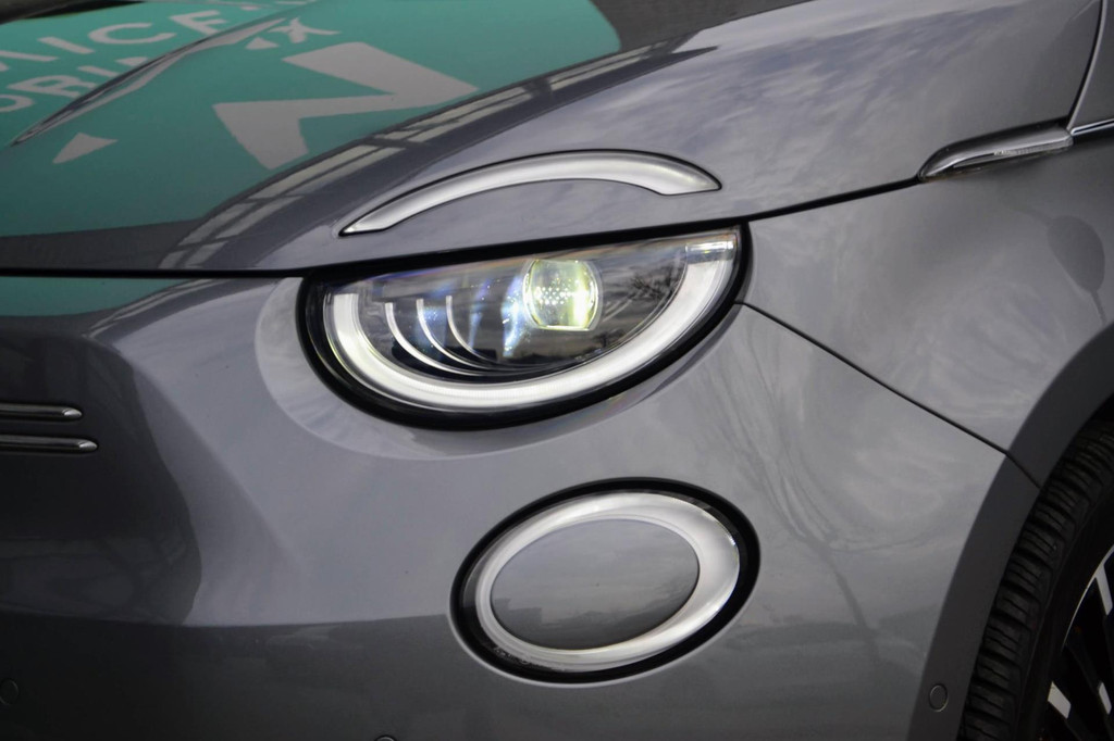 Fiat 500C (N893XD) met abonnement