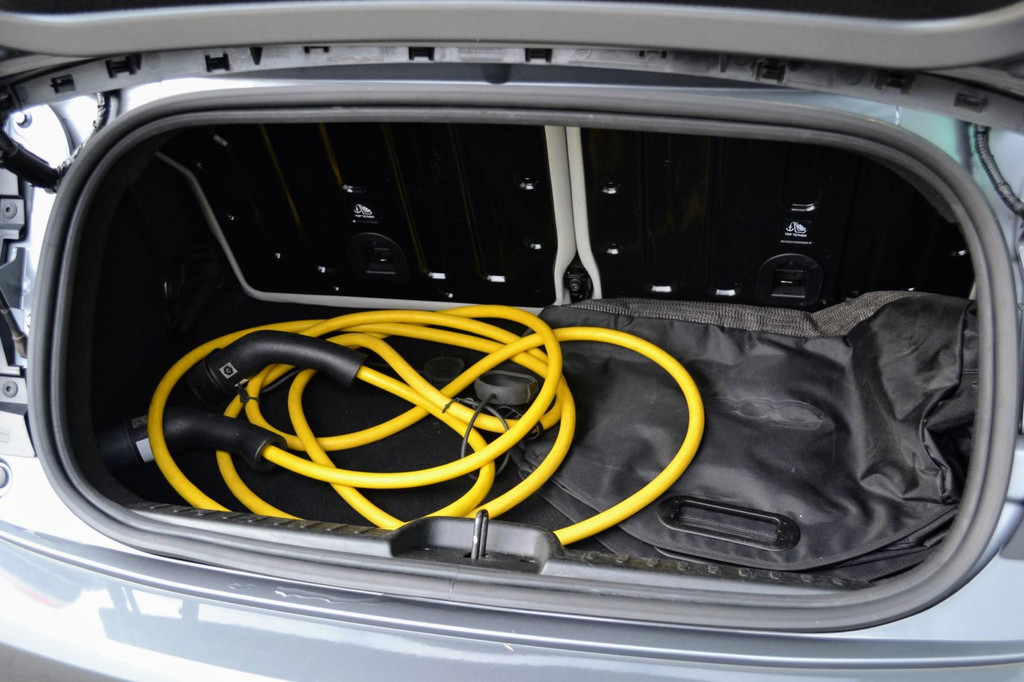 Fiat 500C (N893XD) met abonnement